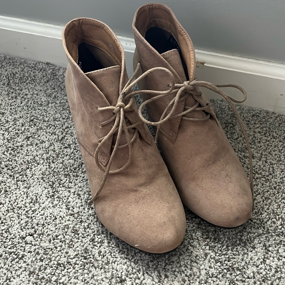 women’s lace up wedges, tan, size 10